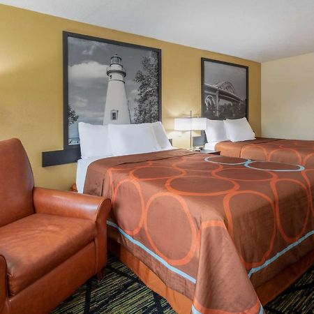 Super 8 By Wyndham Wooster Hotel Exterior photo